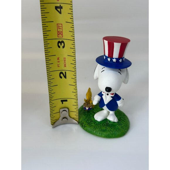 Snoopy & Woodstock July 4th of July Danbury Mint Perpetual Calendar Figurine - Picture 2 of 4